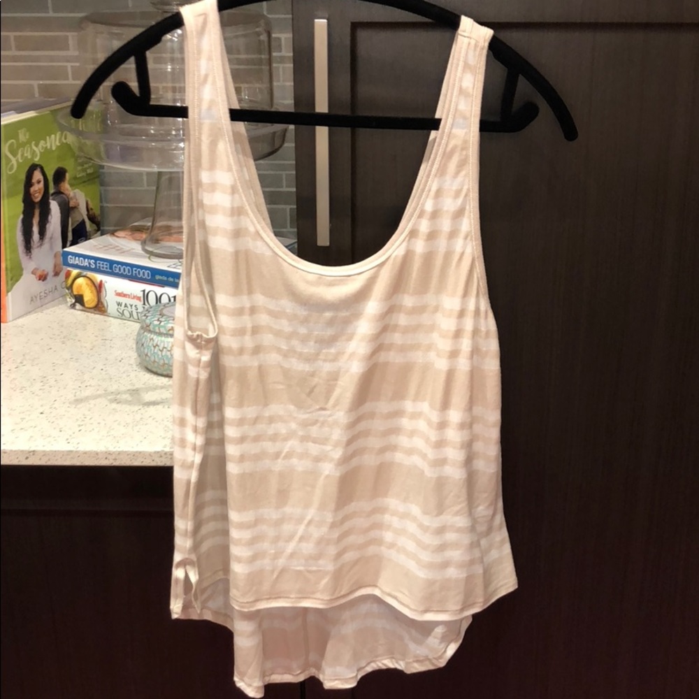 Lululemon breezy tank
